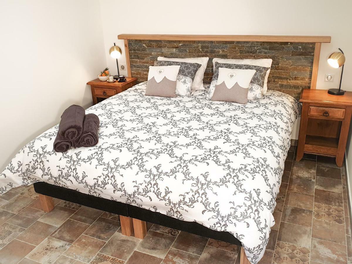 Casa Petre E Fiori Hotel Cervione Ngoại thất bức ảnh